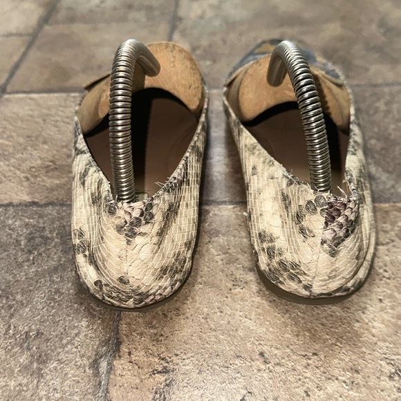 Steve Madden Size 8.5 - Picture 4 of 7